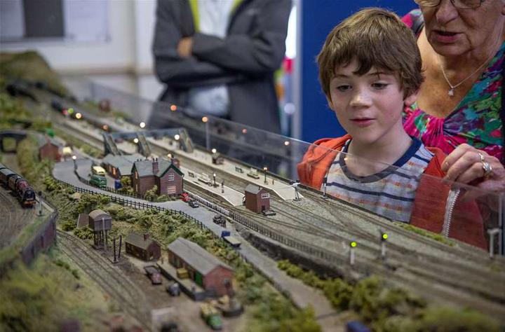 Model Rail Express