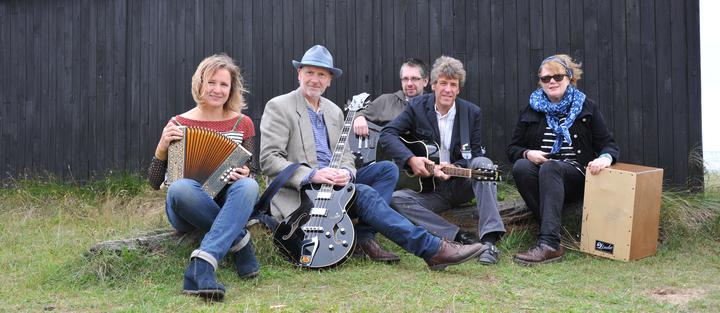 'An Evening With Bob" (band) - The Cellar House - 6pm