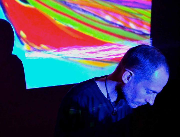 Confluence - Piano improvisations and multimedia visual art